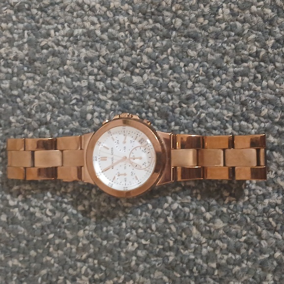 Michael Kors MK 5223 Rose gold Runway chronograph ladies watch main image 11